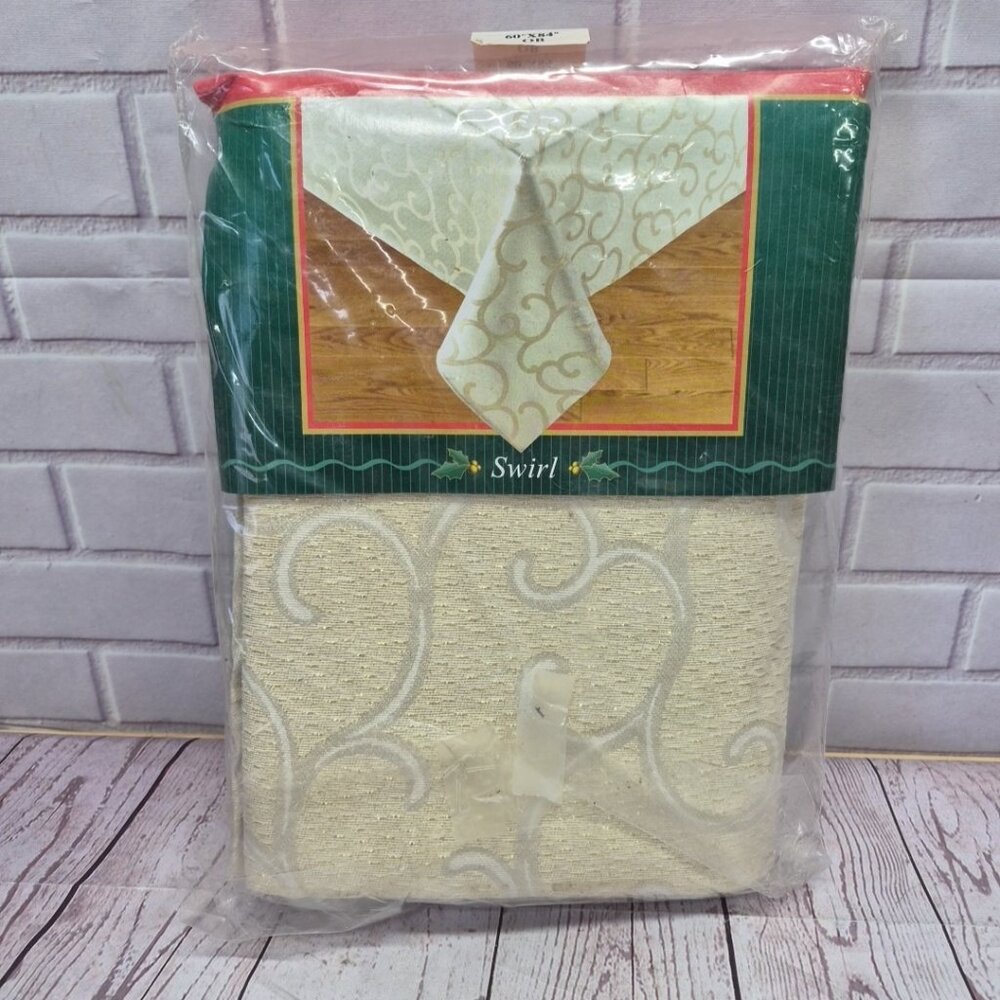 NOS‎ Christmas Tablecloth Gold Swirls Bed Bath & Beyond Holiday 60"x84"